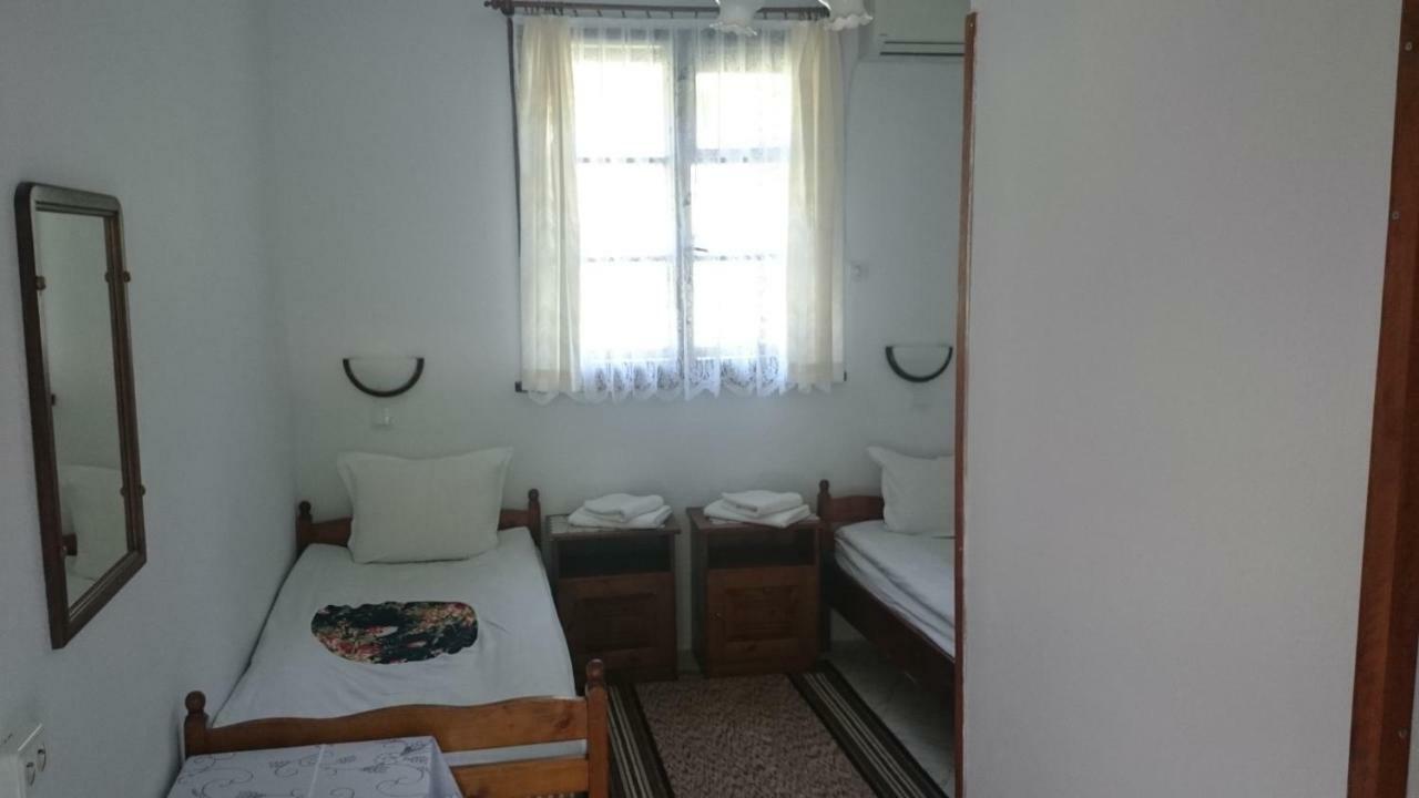 Uzunovata Kesta Hotel Melnik  Bagian luar foto